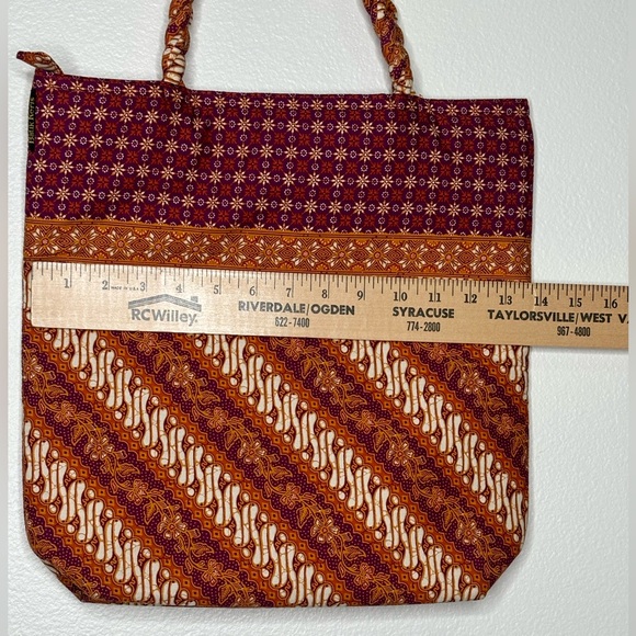 Batik Keris Multicolor Tote Bag - Picture 3 of 7